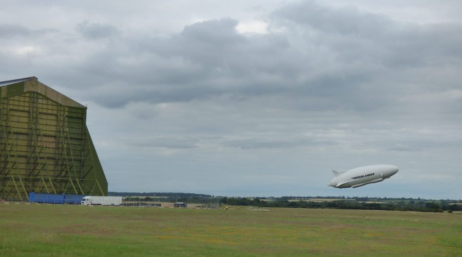 Airlander Taking Off